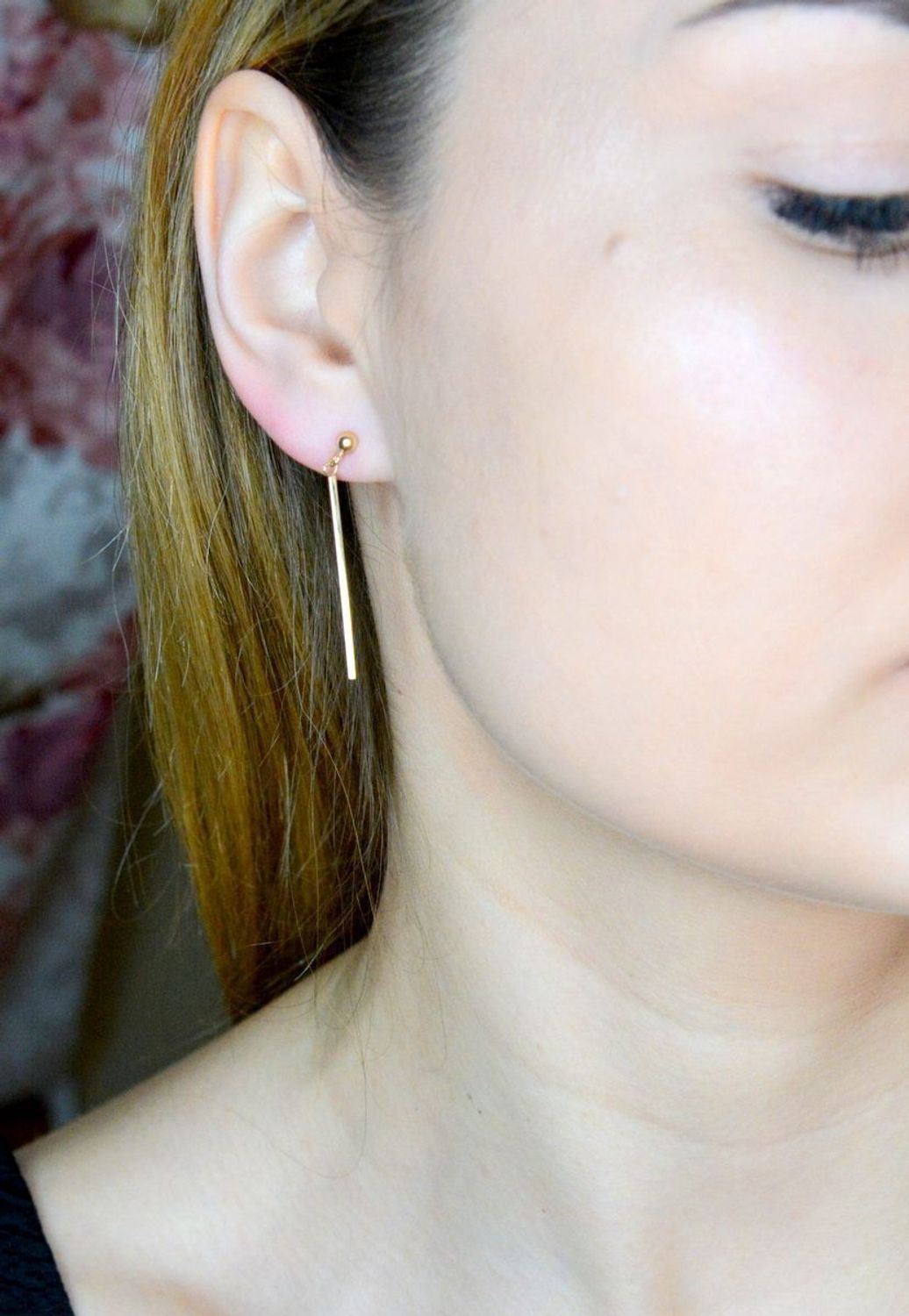 Złote kolczyki 585 wiszące patyczki KL 8100 585.jpg